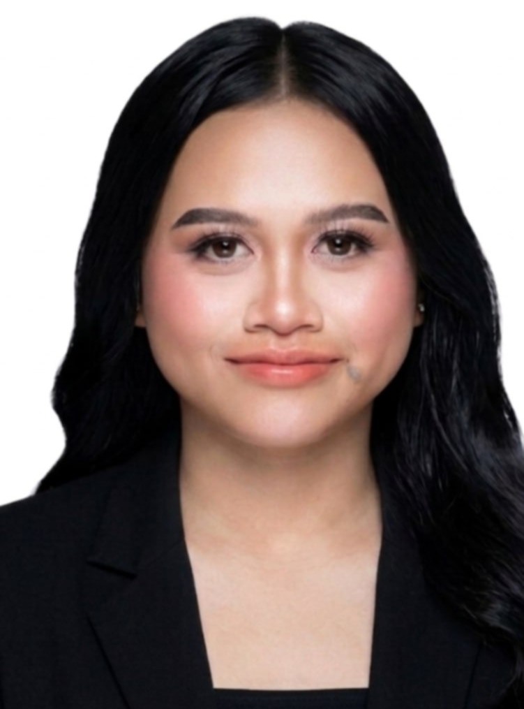 Portrait of Angela Paclibar